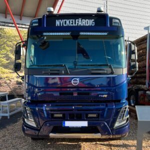 Volvo FMX Grille 2021- Vehicle Specific AUX Light kit, Vision X